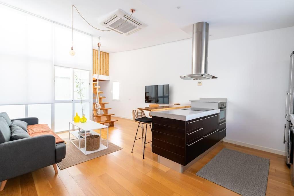 Behouse Alameda Apartment เซบีญา ภายนอก รูปภาพ